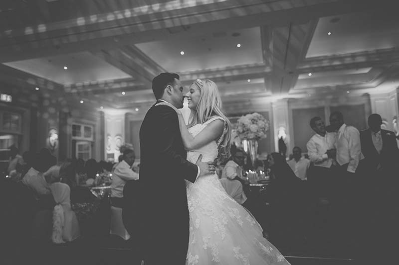 Four Seasons Hampshire wedding photographer, Dogmersfield Park