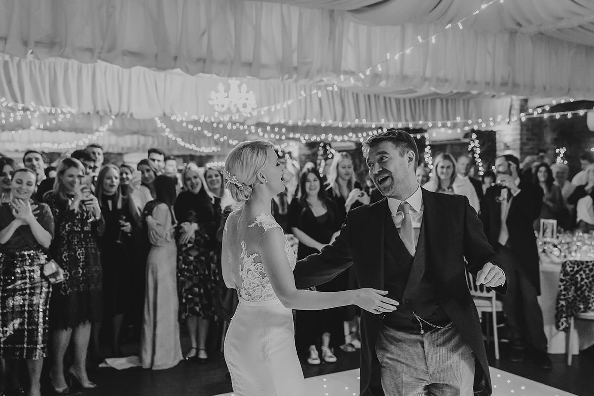 northbrook park wedding photography first dance