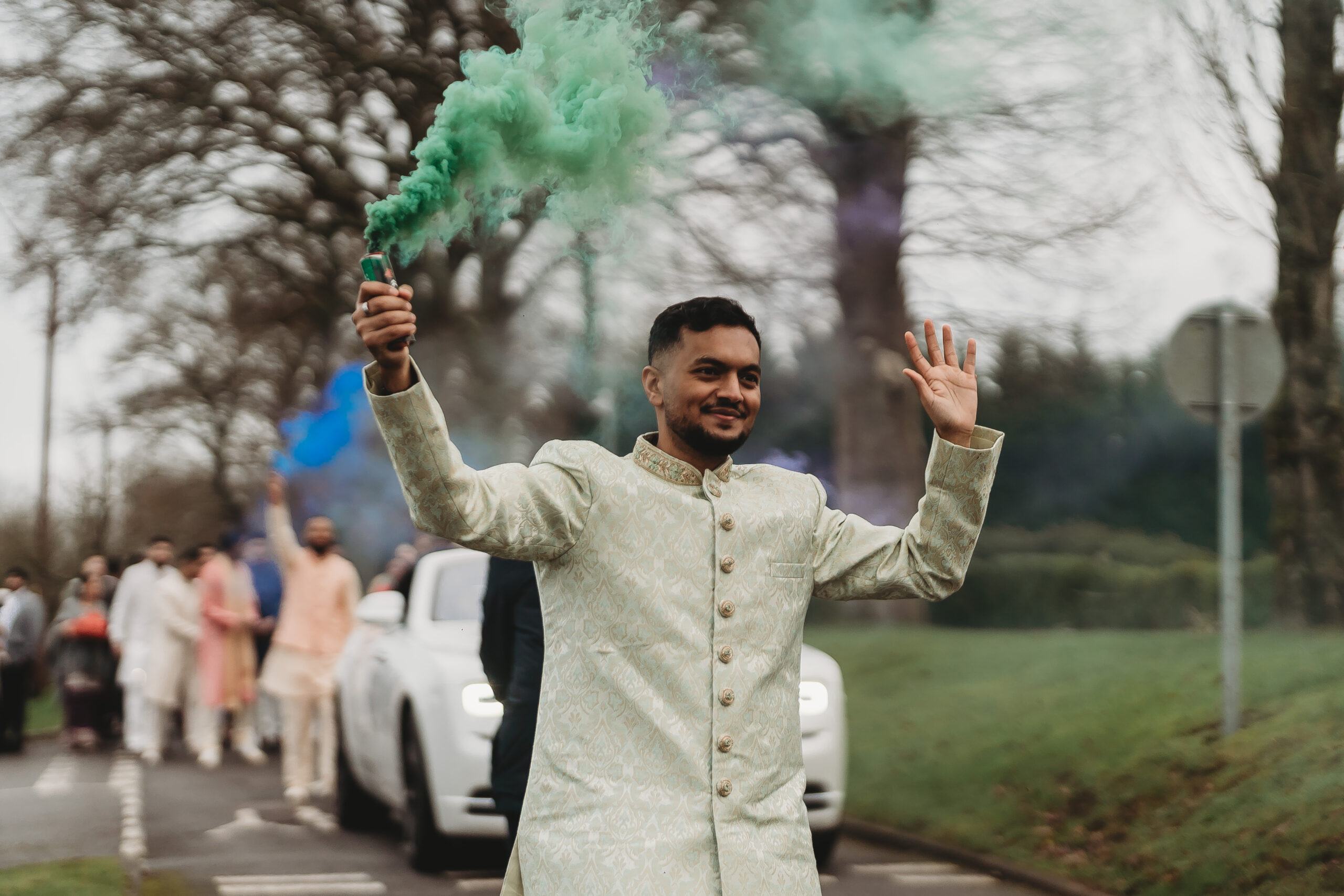 Trishna & Manni / Old Thorns 16 Trishna & Manni / Old Thorns 13