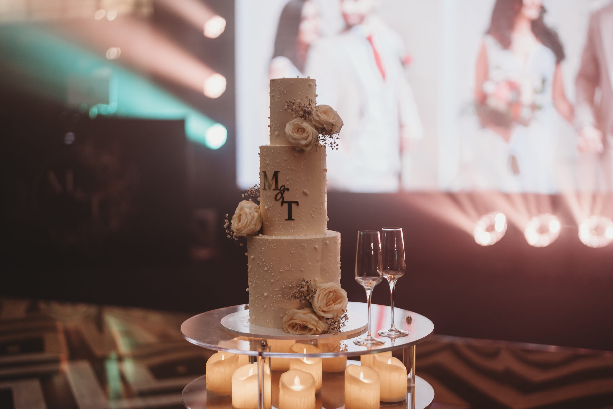 Trishna & Manni / Old Thorns 10 Trishna & Manni / Old Thorns 7