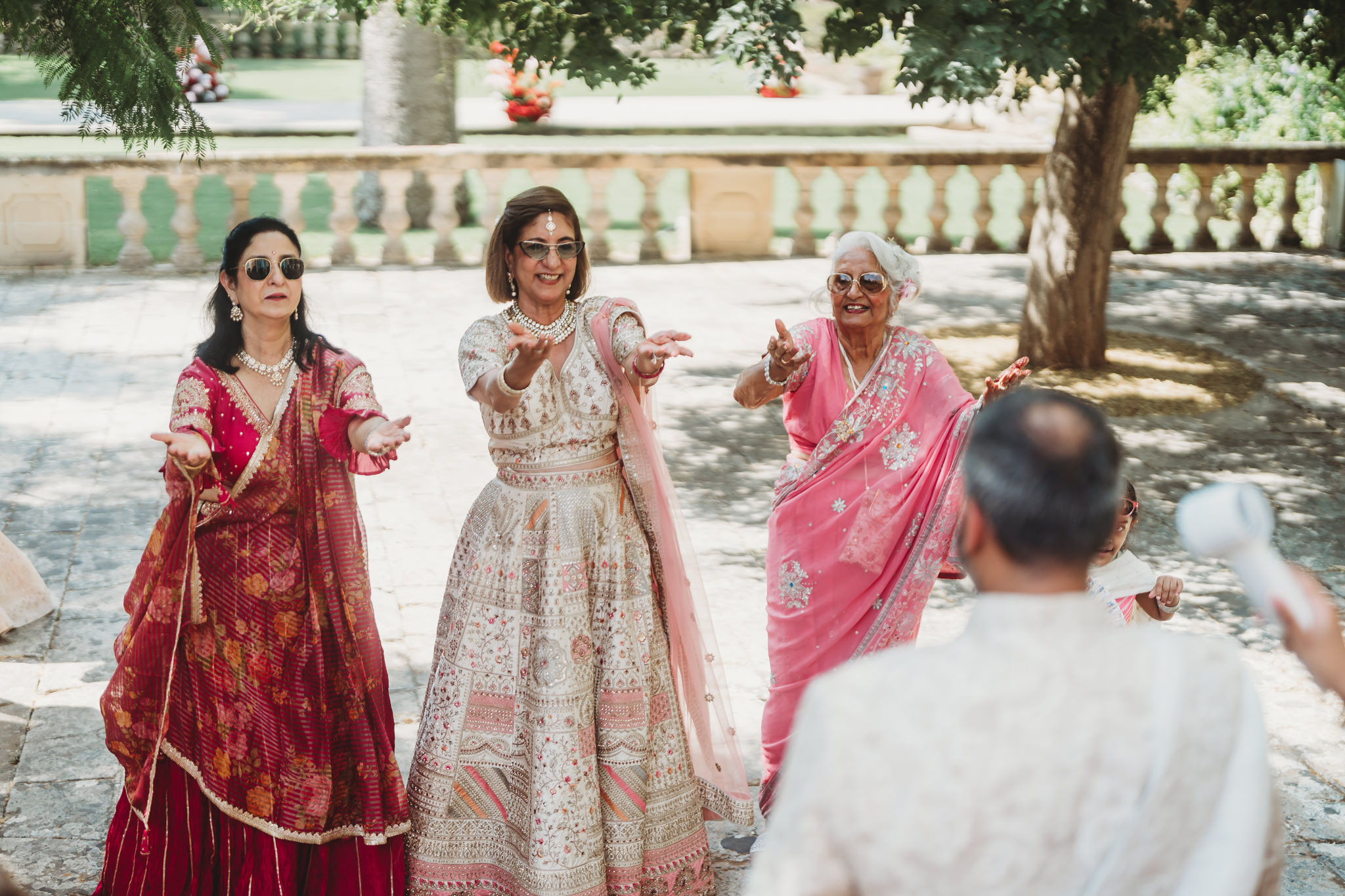 Lakshna & Neil / Villa Bologna Wedding 15 Hindu wedding ceremony at Villa Bologna, Attard — Malta wedding photographer