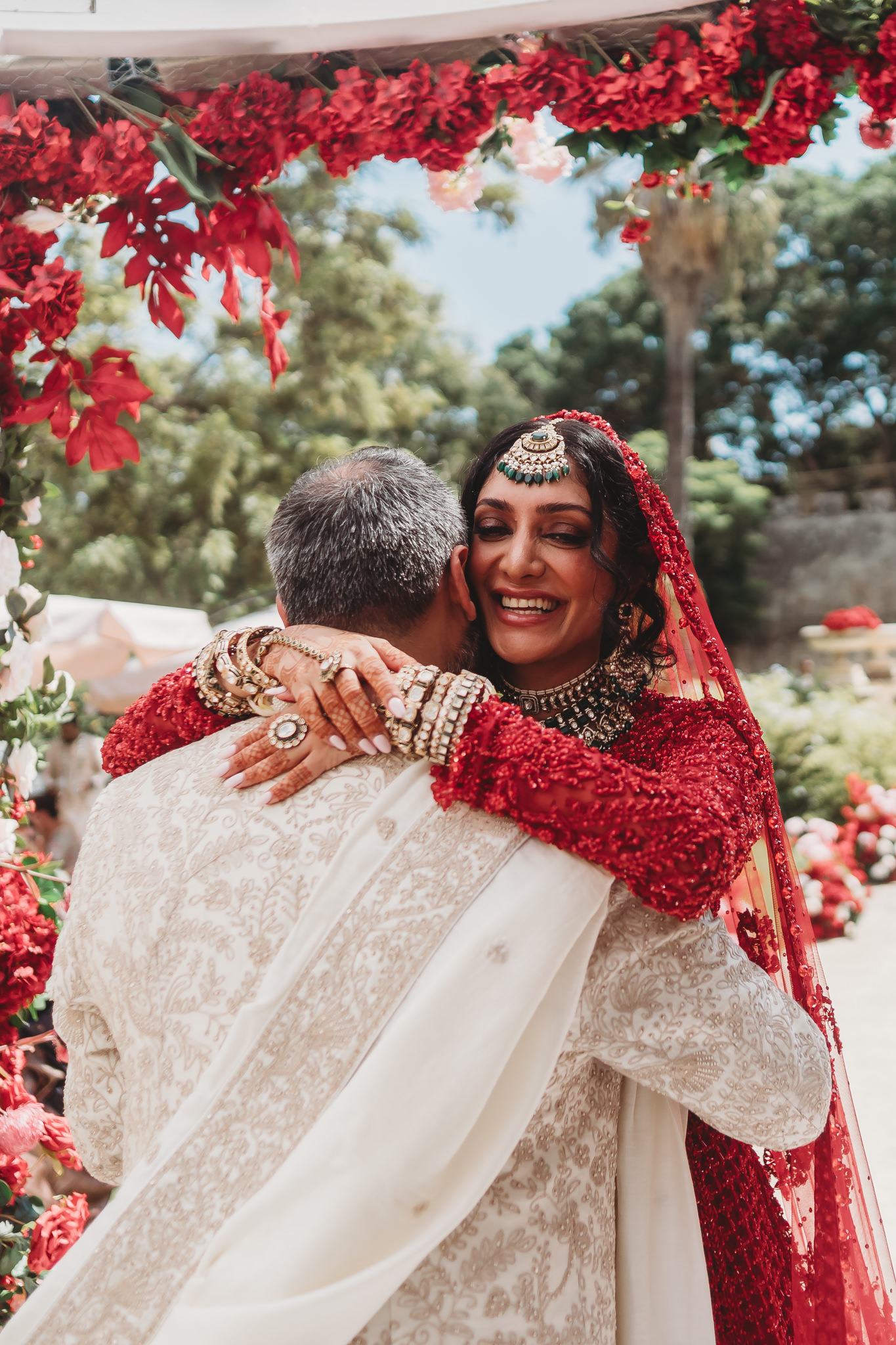 Lakshna & Neil / Villa Bologna Wedding 29 Couple and guests in the gardens of Villa Bologna after the ceremony