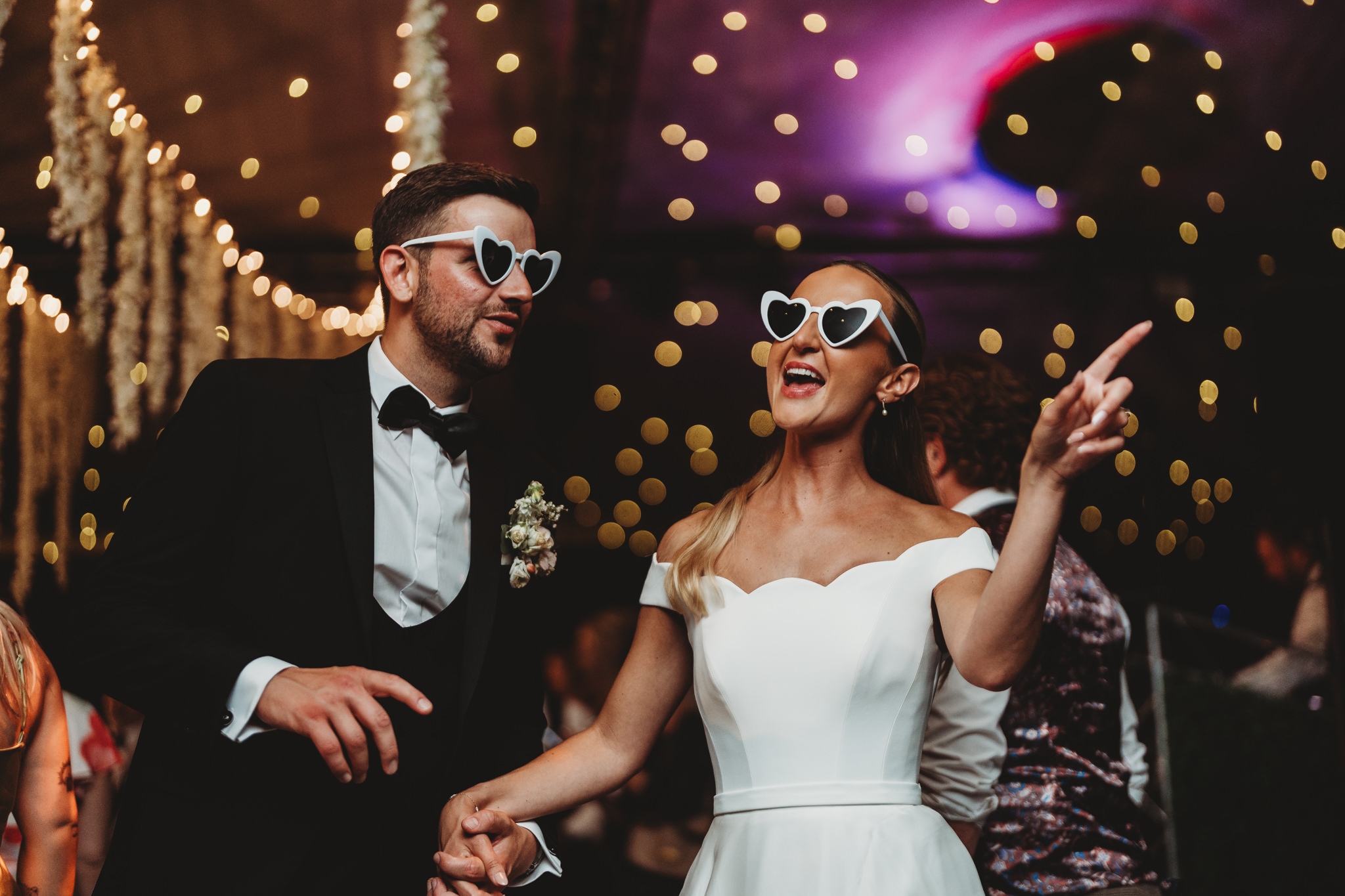 documentary wedding photography — the dancefloor