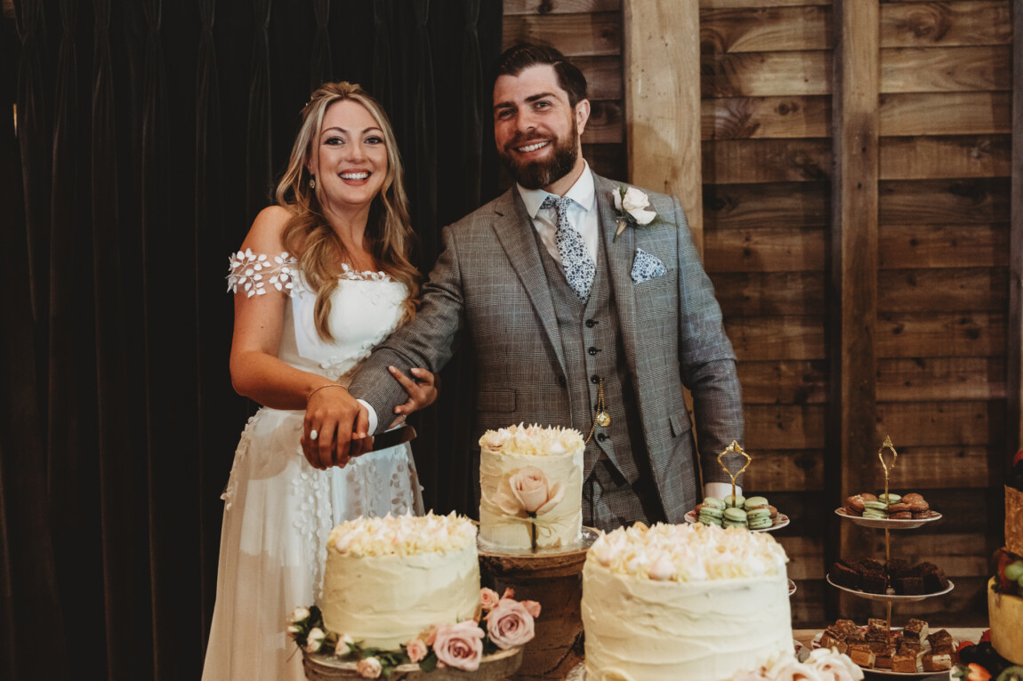 The Farmhouse at Redcoats wedding photographer, Hitchin, Hertfordshire