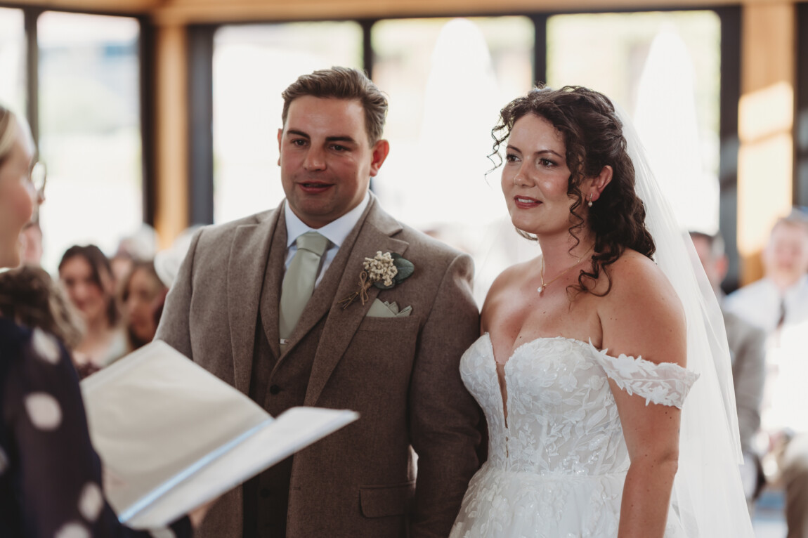 Courtney & Taylor / Coltsfoot Country Retreat 25 Coltsfoot Country Retreat wedding photographer, Hertfordshire