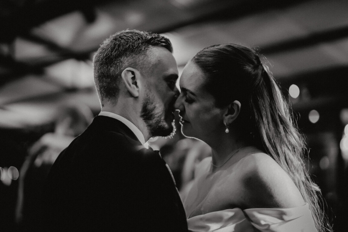 Abi & Sam / High House 83 High House wedding photographer, Essex