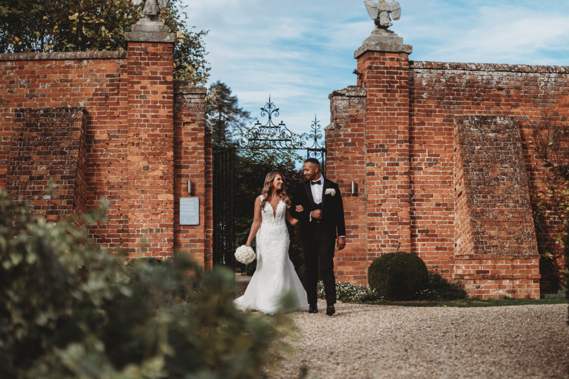 Adele & Daniel / Braxted Park 1 Adele & Daniel / Braxted Park 1