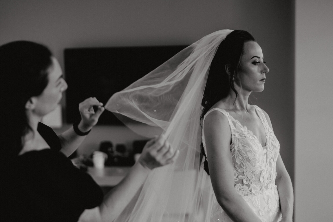 Easthampstead Park wedding photographer, Berkshire