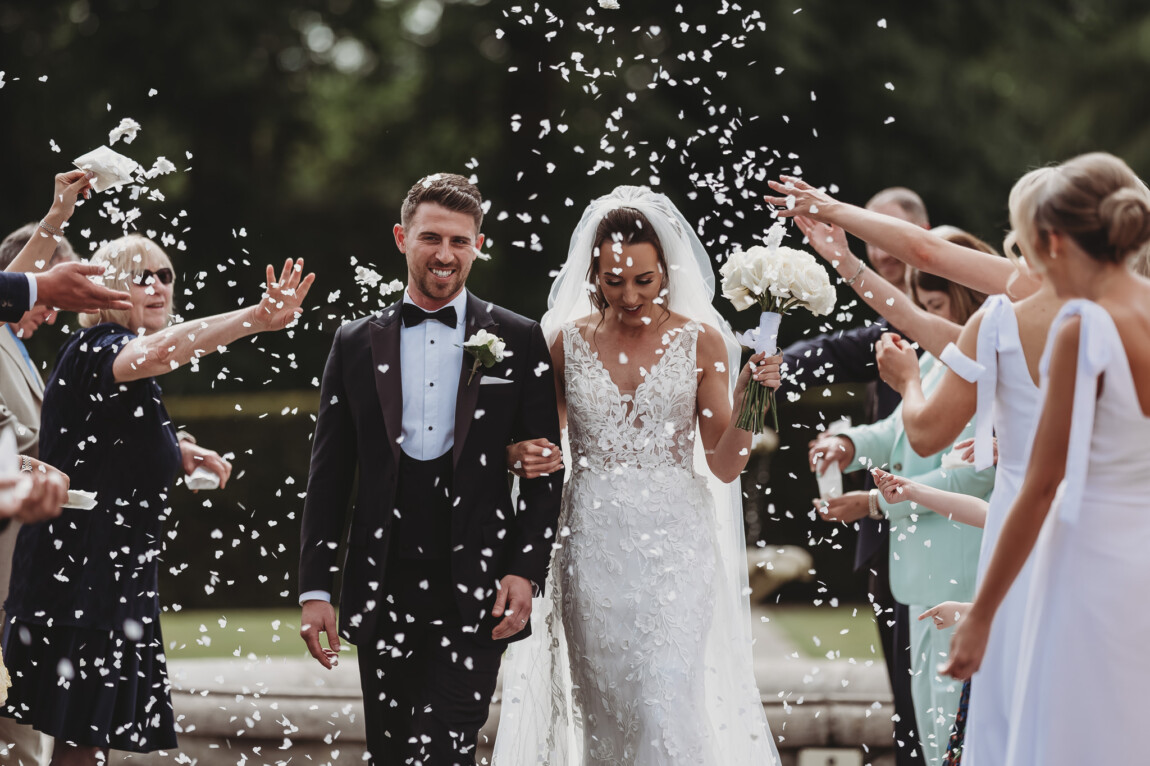 Berkshire wedding confetti