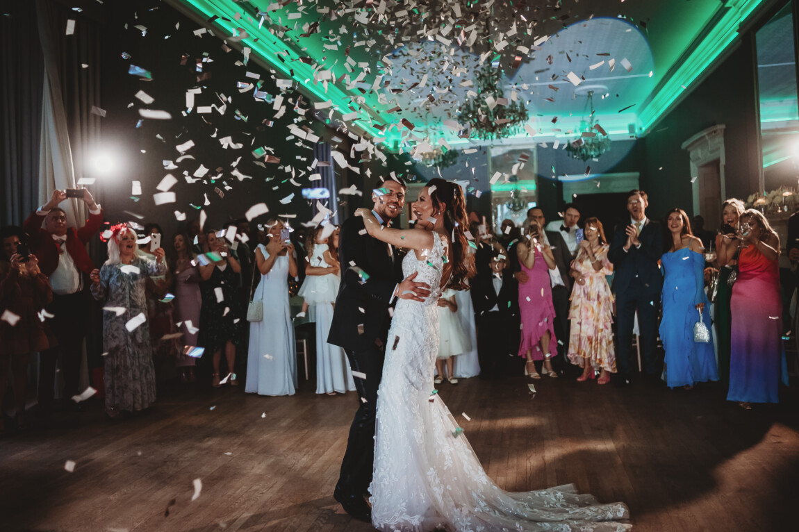 Easthampstead Park wedding photographer, Berkshire