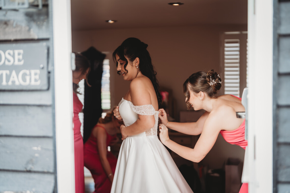 Danielle & George / Vaulty Manor 17 Vaulty Manor wedding photographer, Goldhanger, Essex