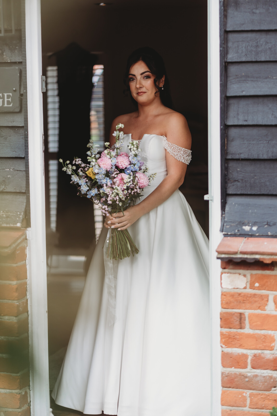 Danielle & George / Vaulty Manor 19 Vaulty Manor wedding photographer, Goldhanger, Essex