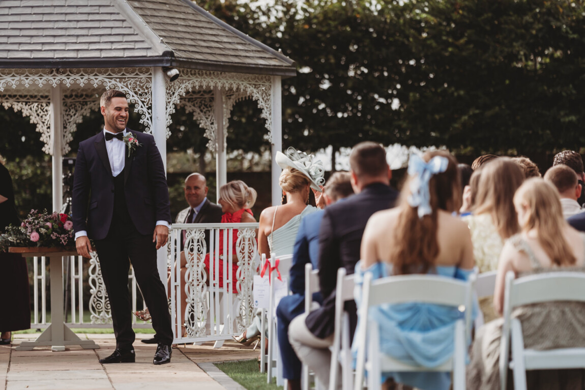 Danielle & George / Vaulty Manor 31 Vaulty Manor wedding photographer, Goldhanger, Essex