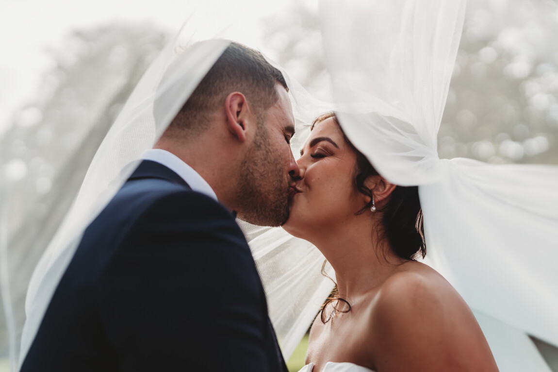 Danielle & George / Vaulty Manor 53 Vaulty Manor wedding photographer, Goldhanger, Essex