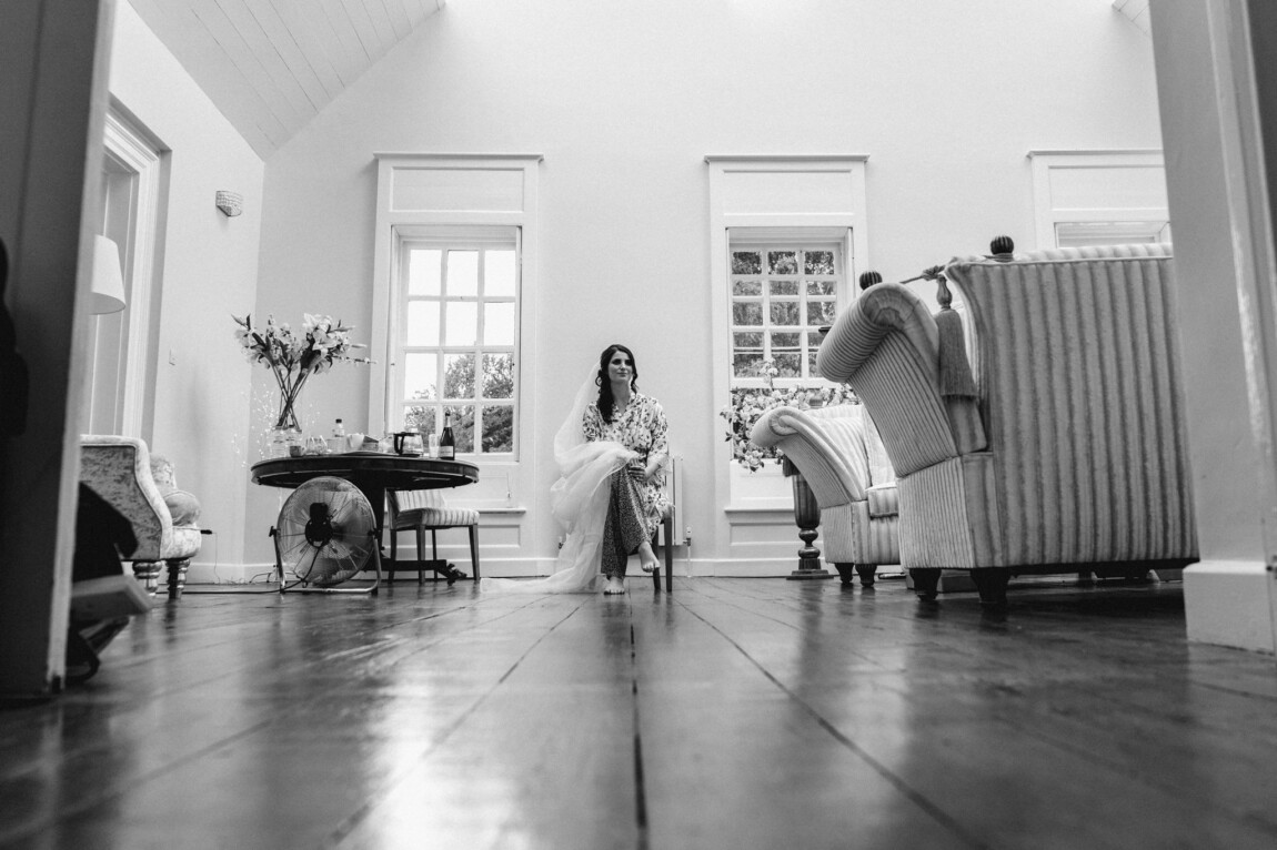 Sasha & Vaughn / Hutton Hall 6 Hutton Hall wedding photographer, Brentwood, Essex