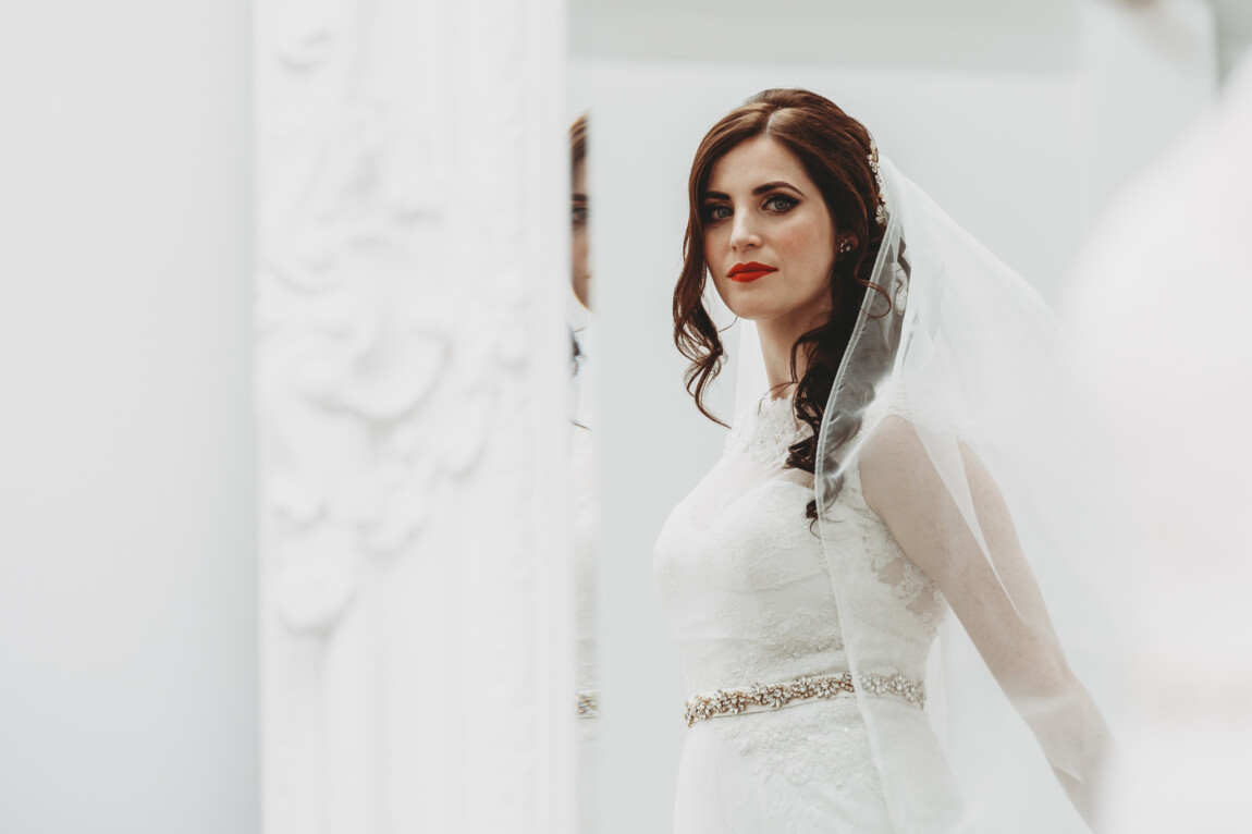 Sasha & Vaughn / Hutton Hall 10 Hutton Hall wedding photographer, Brentwood, Essex