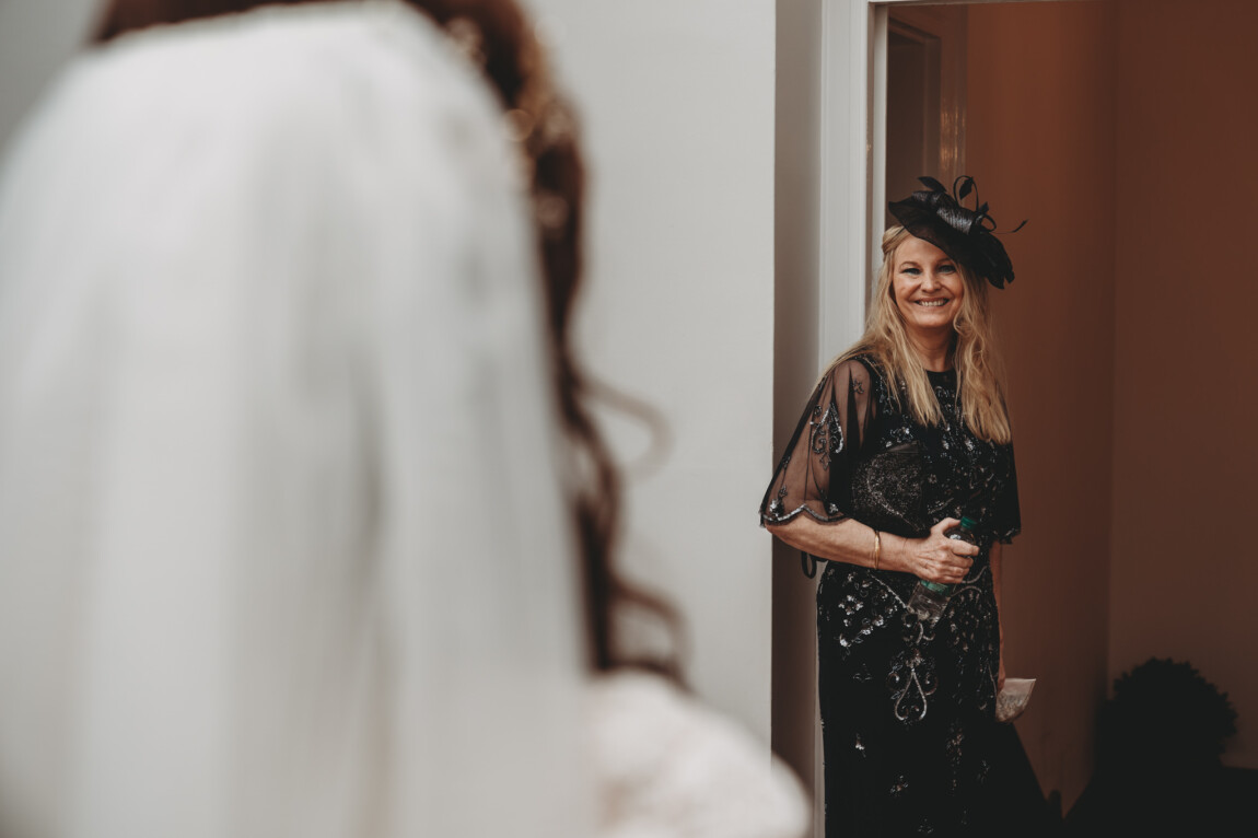 Sasha & Vaughn / Hutton Hall 13 Hutton Hall wedding photographer, Brentwood, Essex