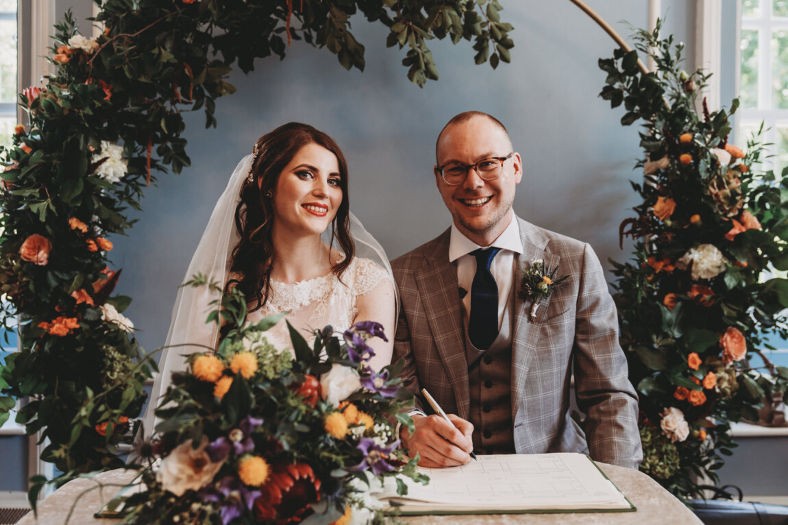 Sasha & Vaughn / Hutton Hall 23 Hutton Hall wedding photographer, Brentwood, Essex
