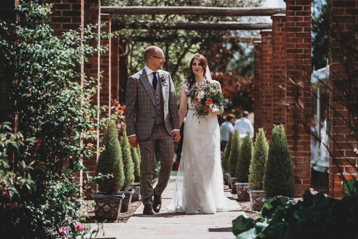 Sasha & Vaughn / Hutton Hall 26 Hutton Hall wedding photographer, Brentwood, Essex