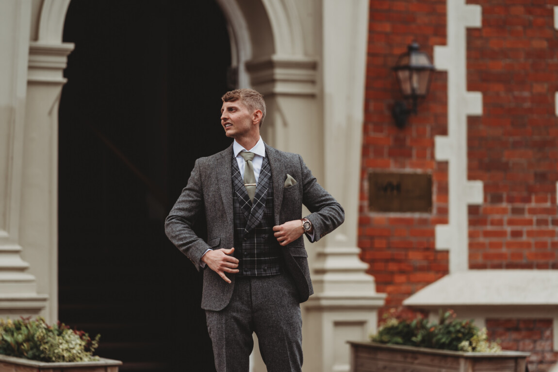 Robyn & George / Villiers Barn 5 Villiers Barn wedding photographer, Essex