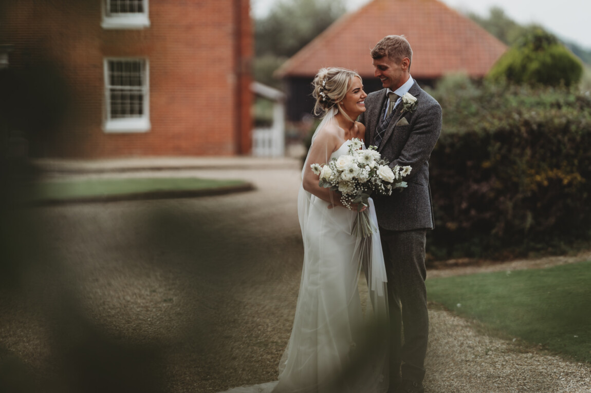 Robyn & George / Villiers Barn 34 Villiers Barn wedding photographer, Essex