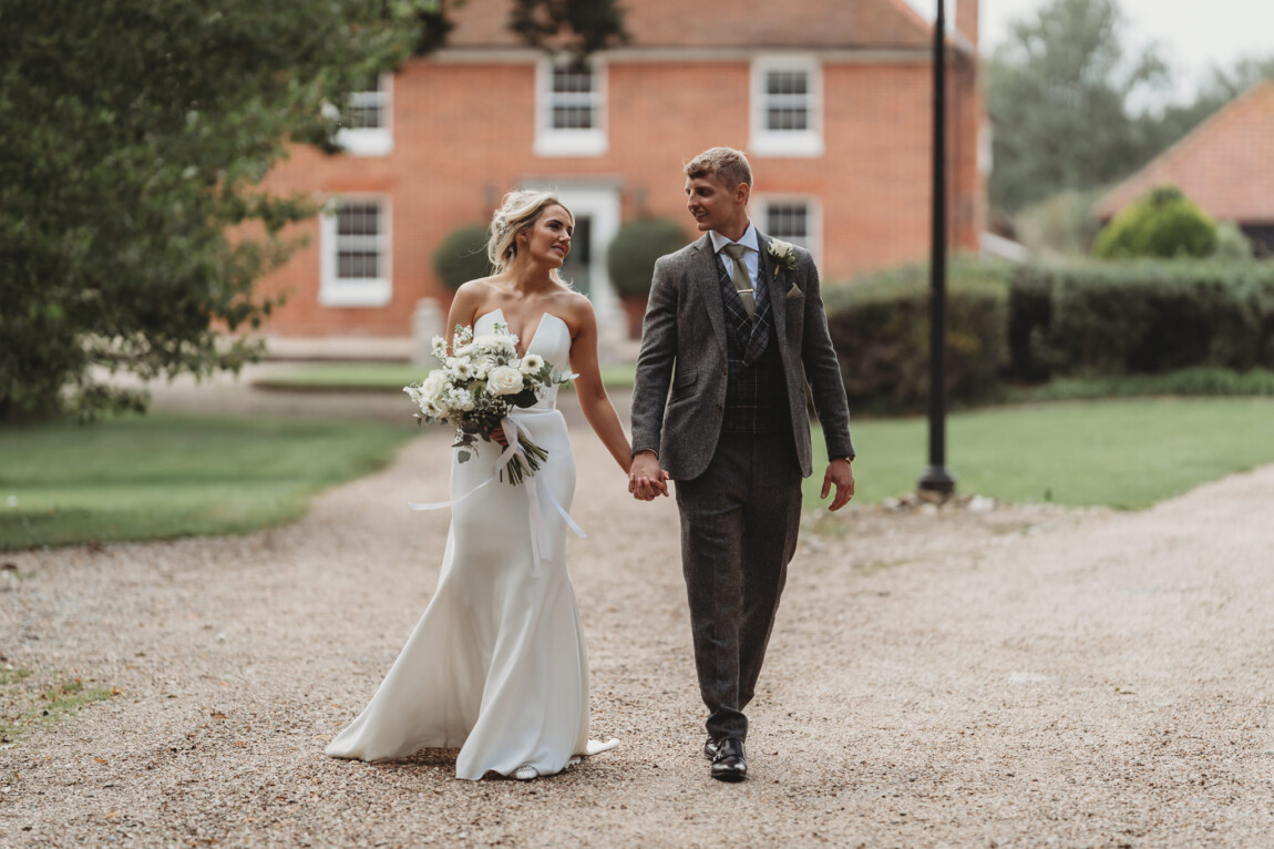 Robyn & George / Villiers Barn 36 Villiers Barn wedding photographer, Essex