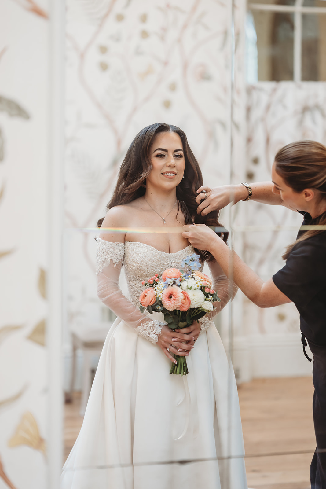 Bridal preparations before a Braxted Park wedding in Essex