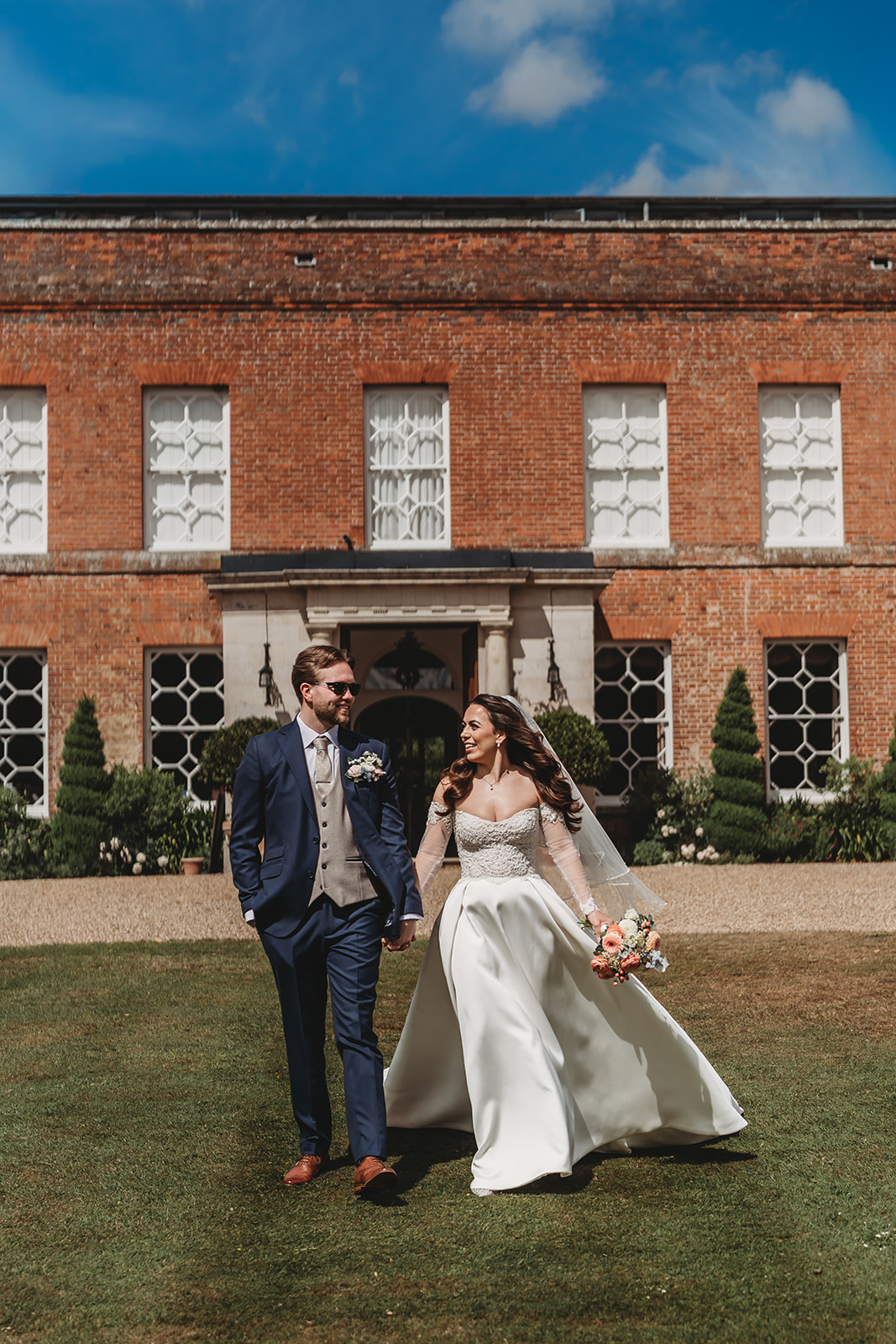 Couple portraits in the grounds of Braxted Park Estate