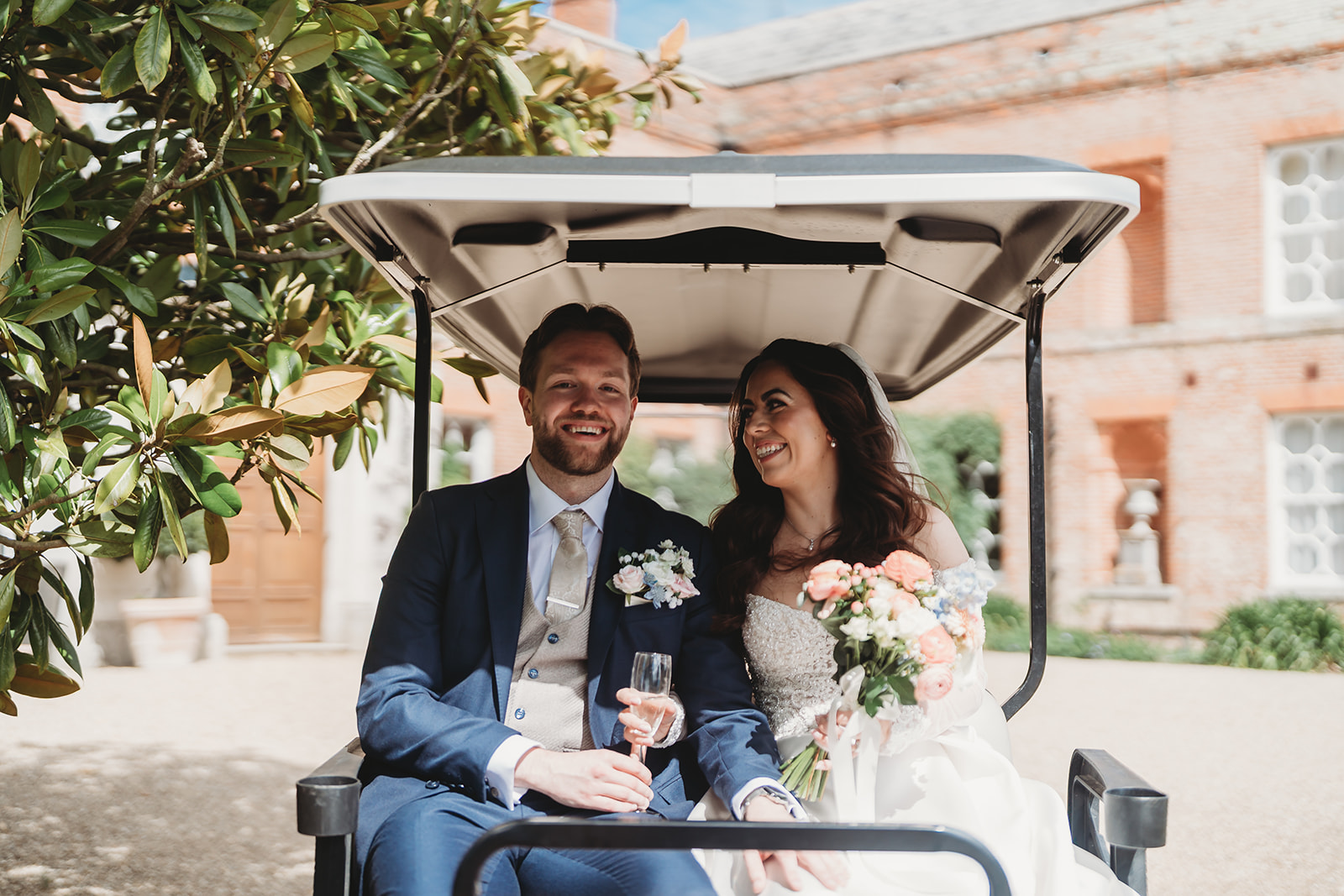 Couple portraits in the grounds of Braxted Park Estate